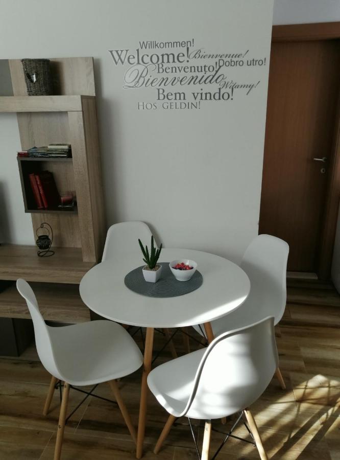 Apartman Gust تْشيرسيك نوفي المظهر الخارجي الصورة